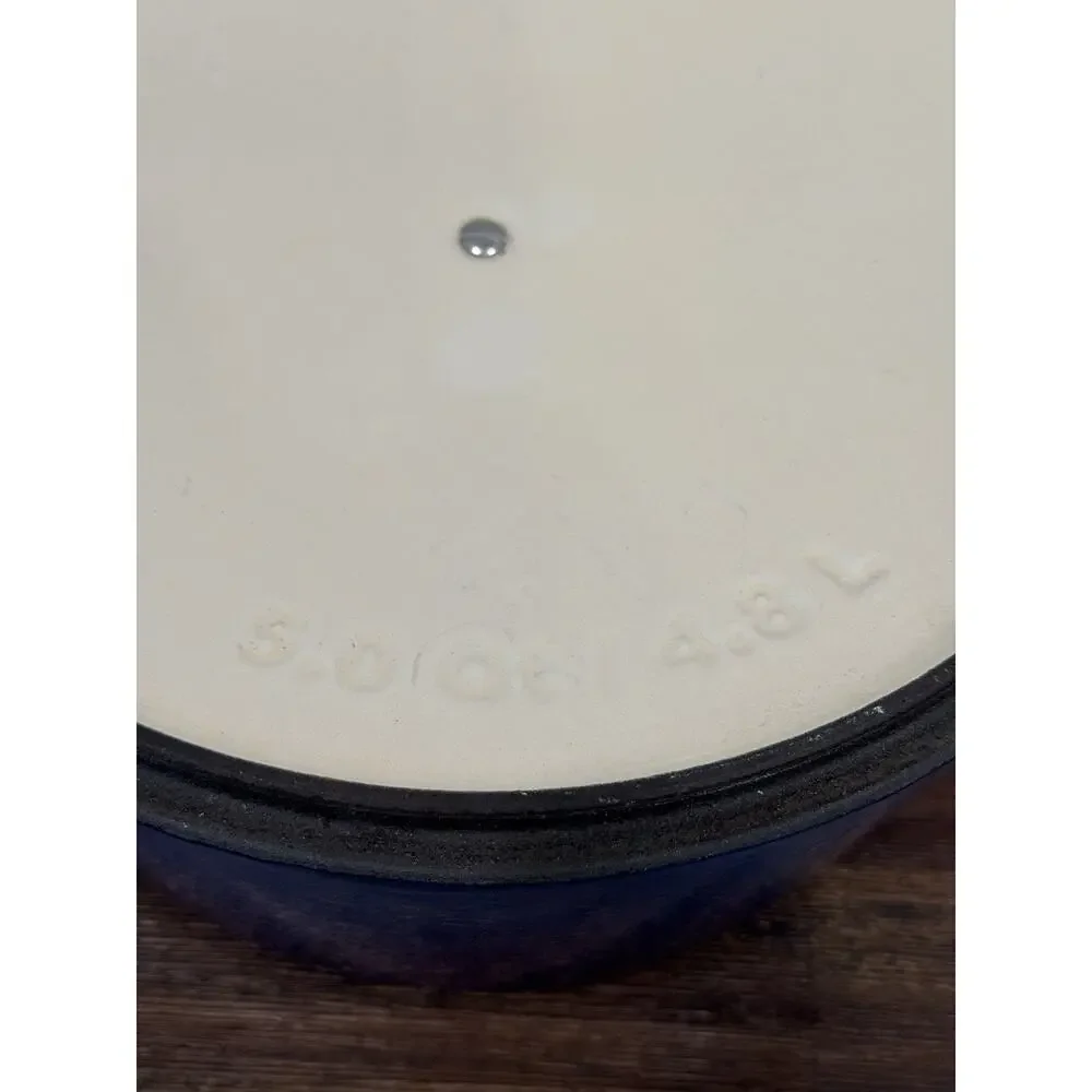 Cuisinart CI650-25BG 5 Qt Enameled Cast Iron Dutch Oven Provençal Blue Lid